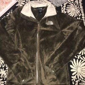 North face fuzzy jacket